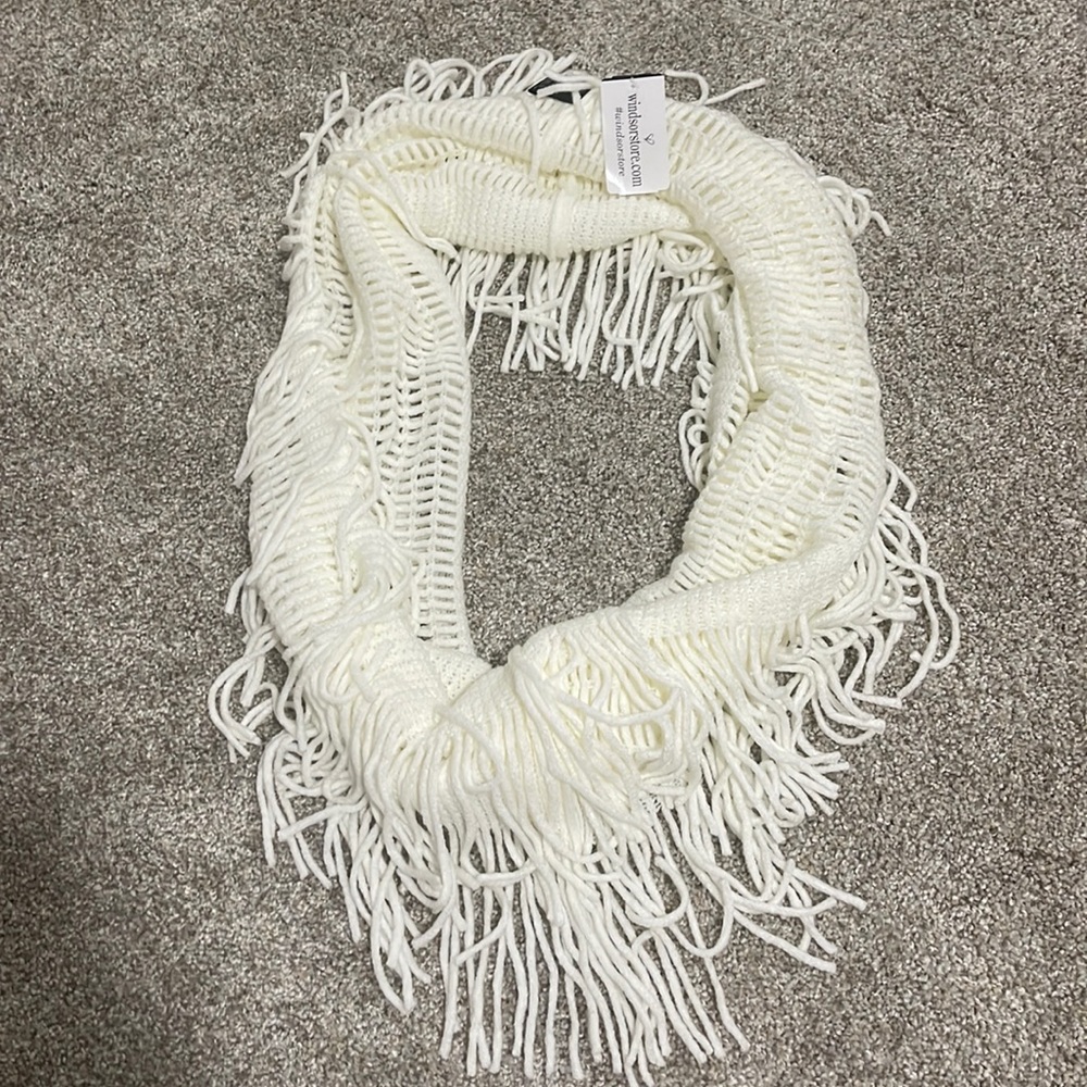 Ivory scarf